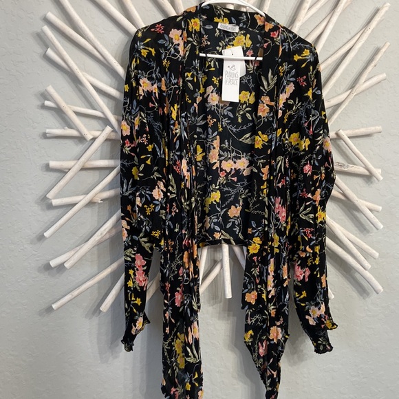 Patrons of Peace Floral Open Front Cardigan - Picture 8 of 8